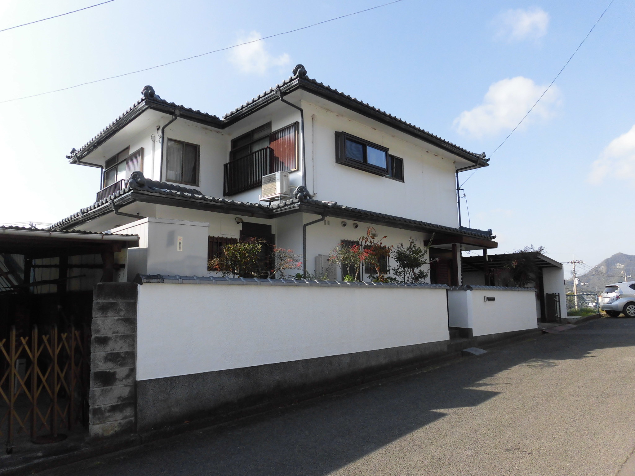 国分寺町福家甲中古住宅（1000万円→1380万円）価格変更しました。